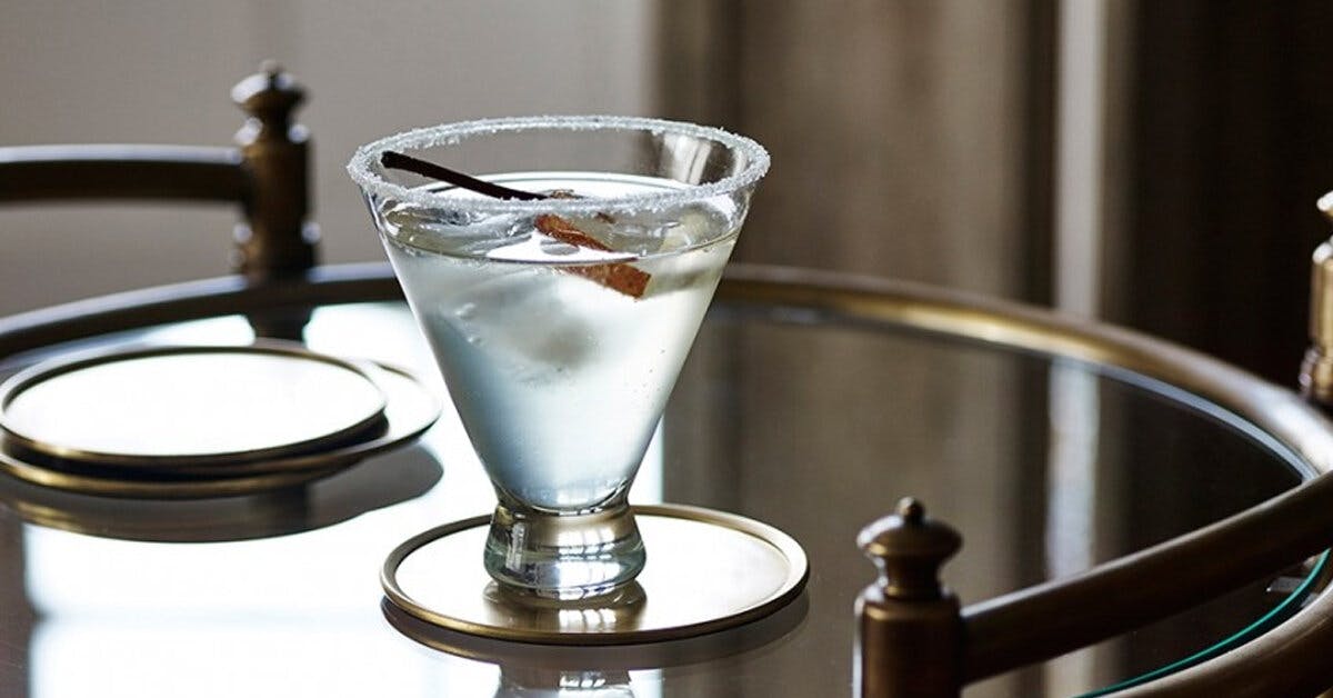 Our top 10 classic gin glasses for any gin lover – The Curious Drinker