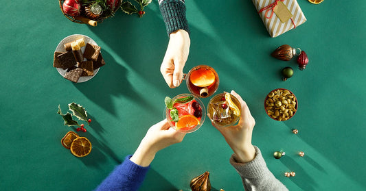 Feel festive this Christmas with Craft Gin Club’s fabulous Facebook Frame! 