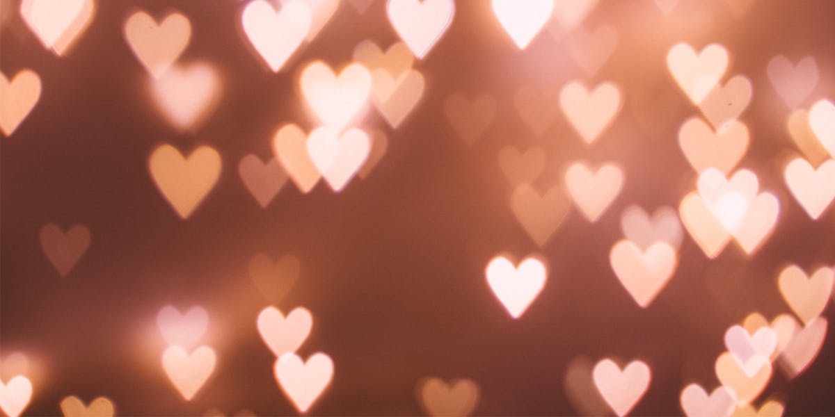 Quiz time! Tell us how you like your gin & we'll tell you who your famous soulmate is