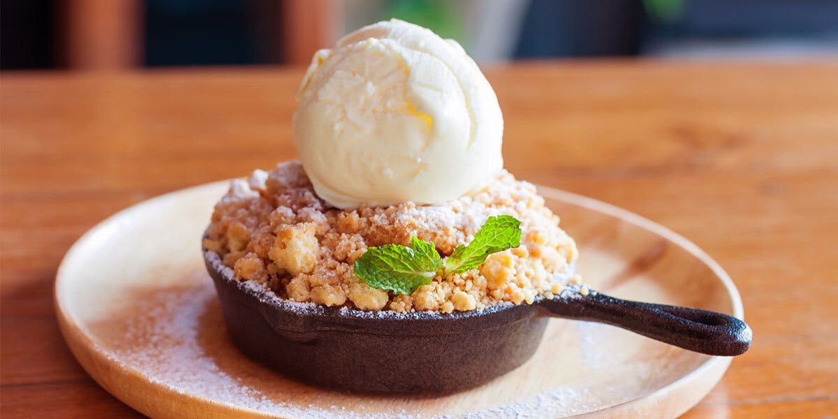 Rhubarb, Ginger & Gin Crumble | Try our simple recipe for the perfect pudding this Sunday lunchtime!