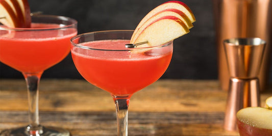 This Dark Fruits and gin cocktail is SO tasty! 