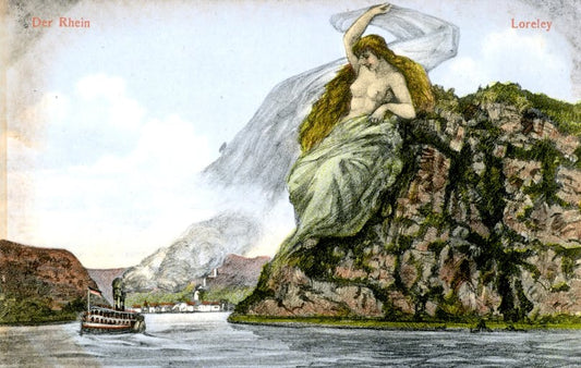 COCKTAIL OF THE WEEK: THE BITTERSWEETNESS OF A SIREN, A SONG AND A STILL