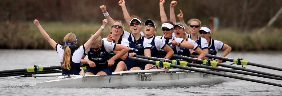 7 femi-licious cocktails to celebrate women’s equality in the Oxford-Cambridge Boat Race 