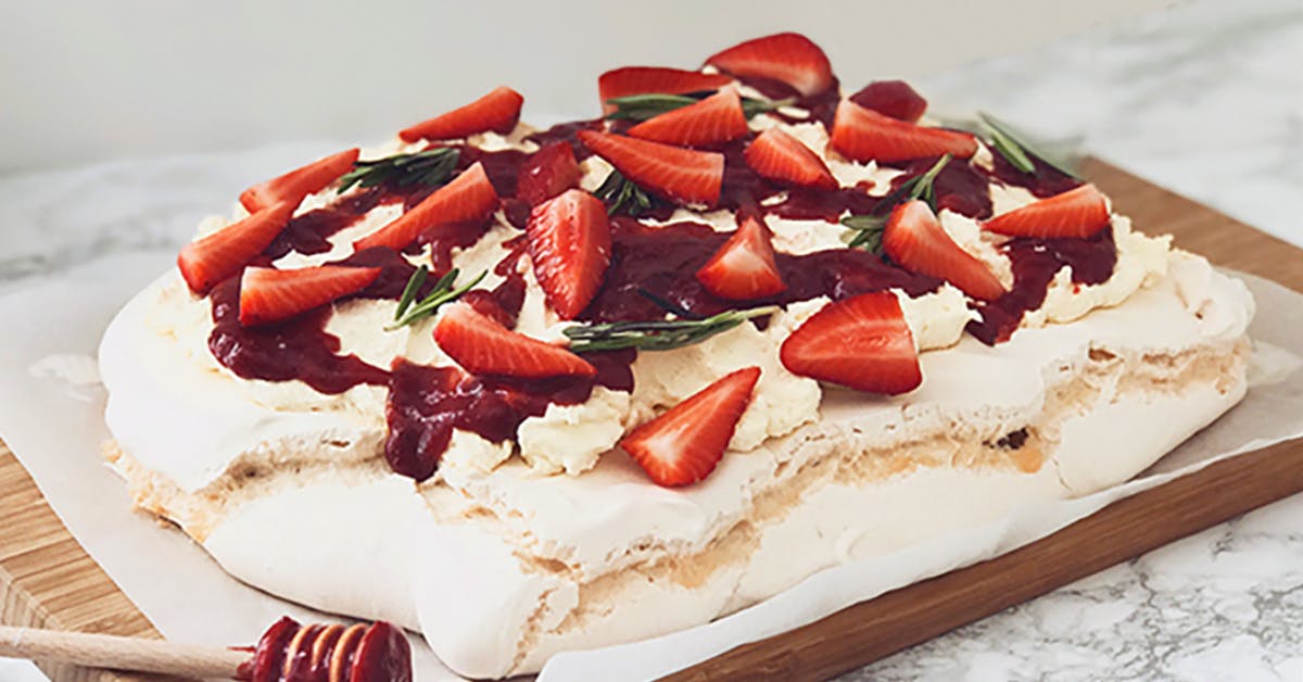 These six unbelievable ginny Easter bakes will make your weekend!  
