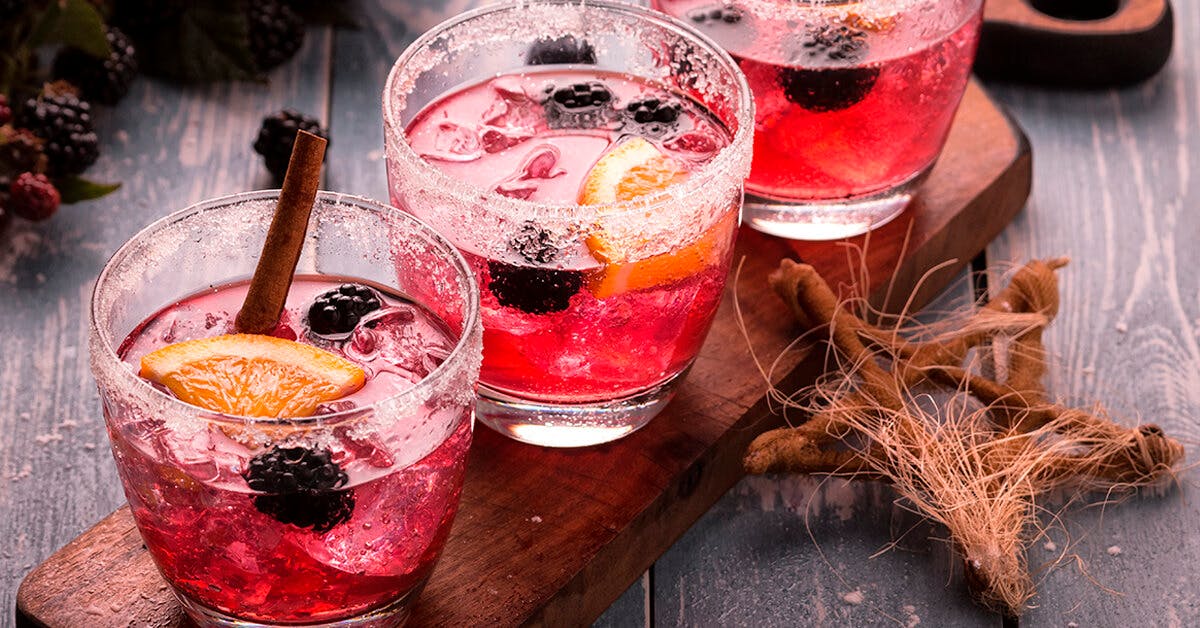 4 classic gin cocktails with a Christmas twist!