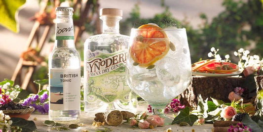 This gorgeous G&T is the perfect summer serve! 