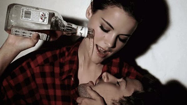 DRINKING WITH YOUR LOVER IS THE KEY TO A HEALTHY RELATIONSHIP THIS VALENTINE'S