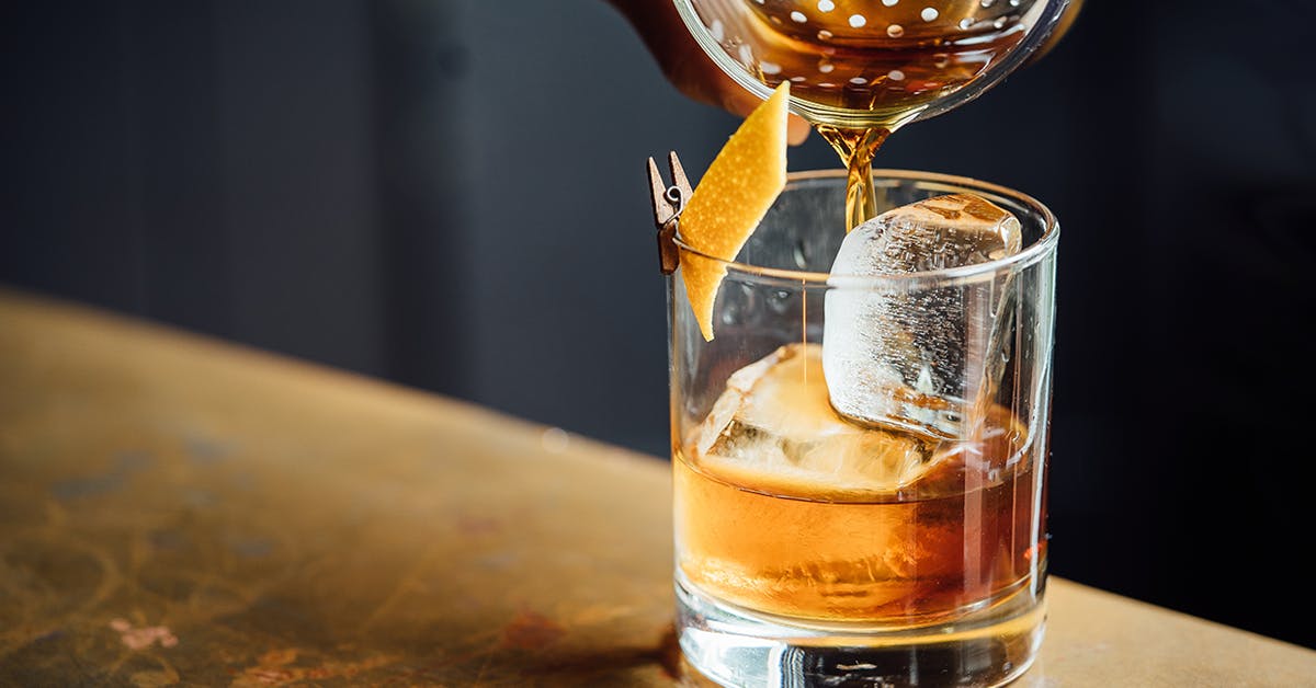  These 3 ingredient gin cocktails can be easily made at home! 