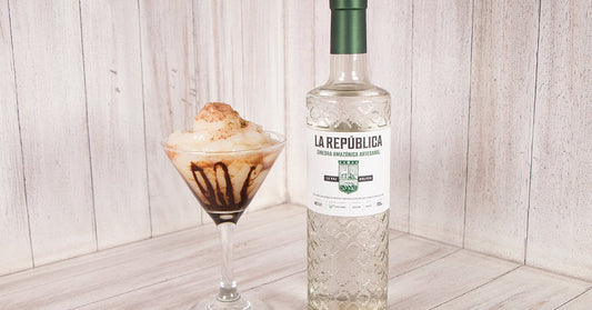 Fall In Love With This Gin Cocktail Made With Chocolate Syrup 