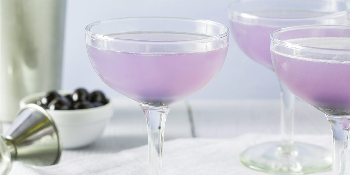 Cocktail: Blue Moon