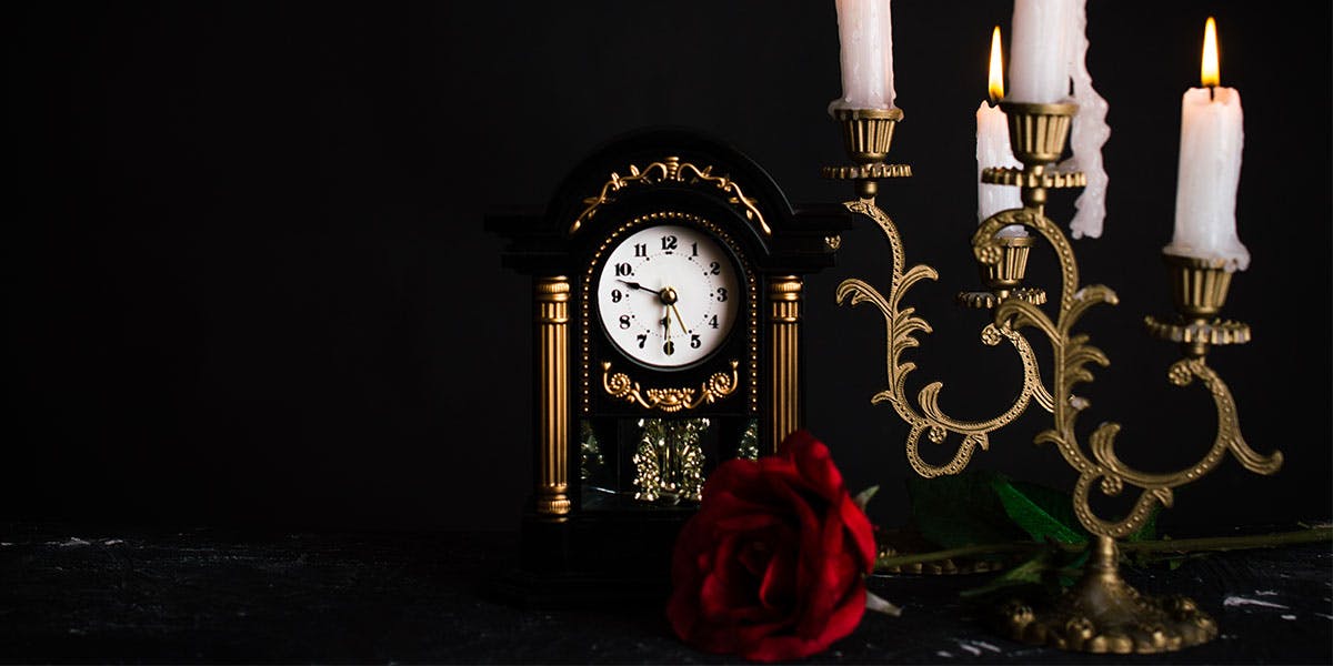 Disney lovers can now enjoy cocktails in a 'Beauty and the Beast'-themed bar