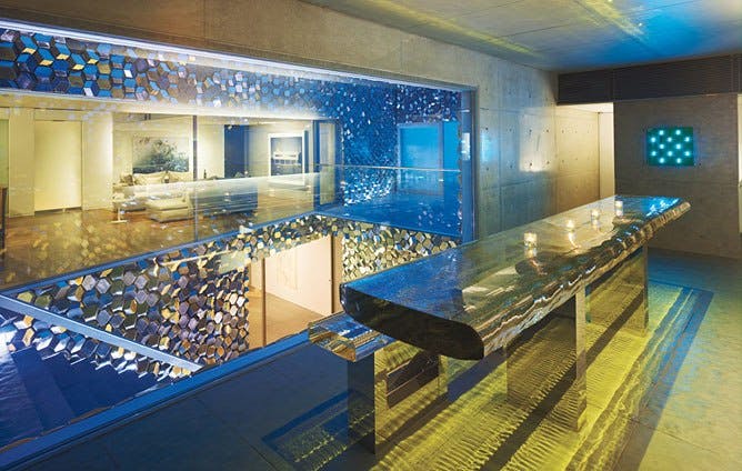 9 jaw-dropping home bars to get your gin juices flowing