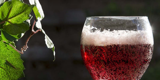 This sparkling purple grape-flavoured cocktail is a wonderful twist on the classic French 75!