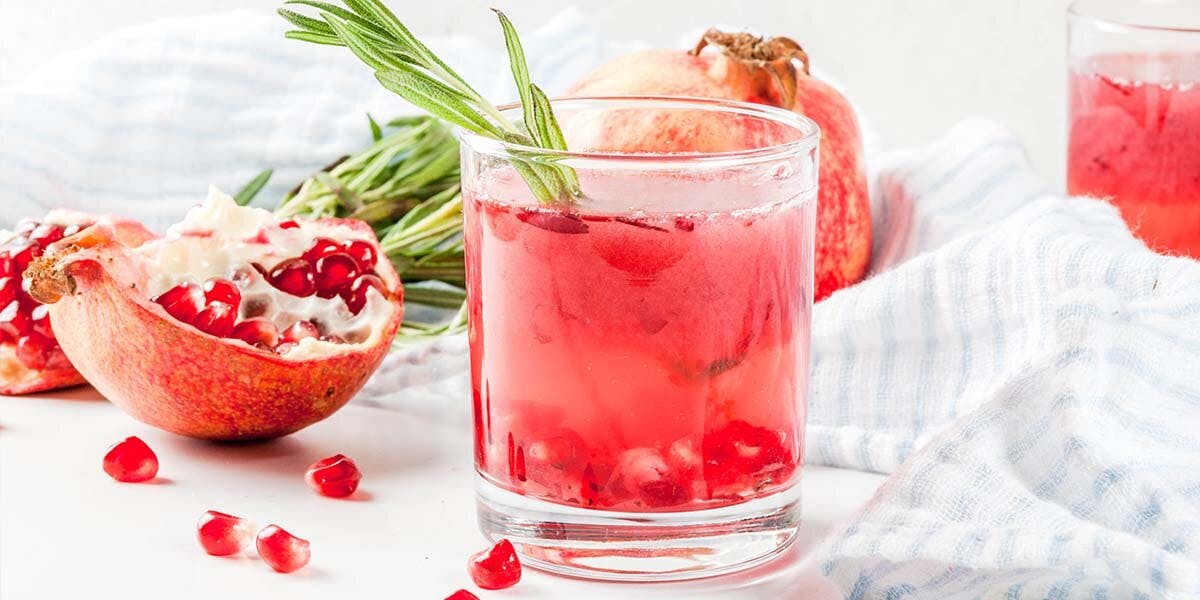8 Christmas garnish ideas for your festive G&Ts! 