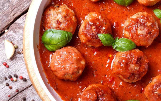 How to throw a brilliant bank holiday aperitivo party