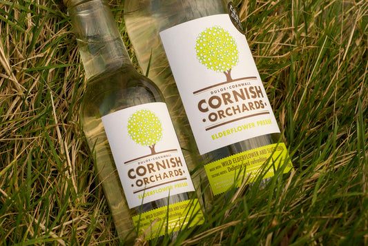This gin & elderflower cocktail is the perfect drink for spring