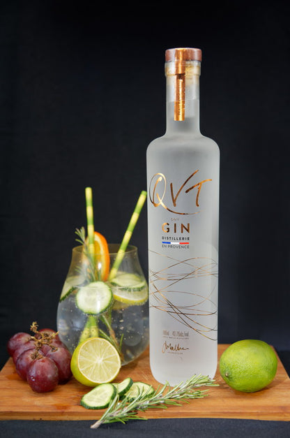 QVT Dry Gin | ABV 43.7% 70cl